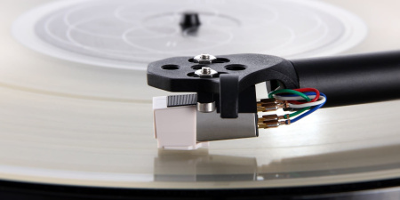Звукосниматель Rega Carbon_3